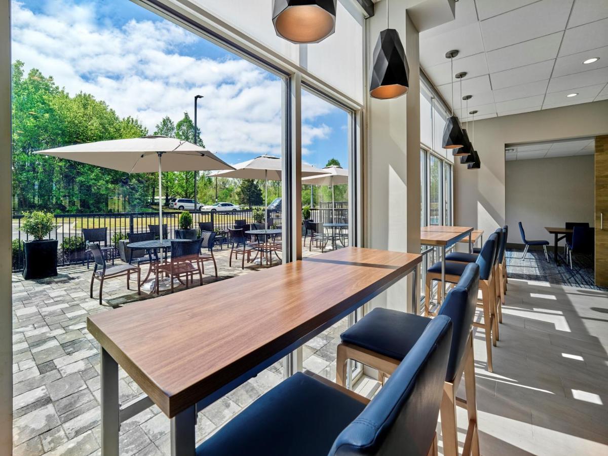 Holiday Inn Express - Huntsville Space Center By Ihg Kültér fotó